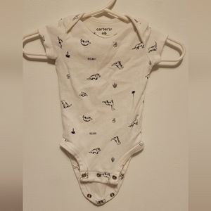Carter's NB dinosaur onesie